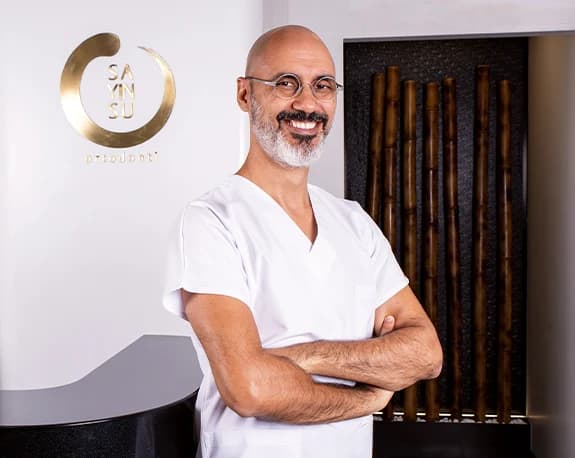 Prof. Dr. Korkmaz Sayınsu, Sayınsu Ortodonti Kliniği’nde