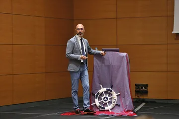 Ortodontistin Seyir Defteri II kursundan kare 8