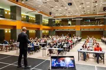 Ortodontistin Seyir Defteri IV kursundan kare 21